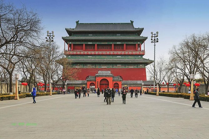 3-Hour Private Hutong Walking Tour with Drum Show at Drum Tower and Tea Tasting - Yandai Xie Street: the street that links commerce and art