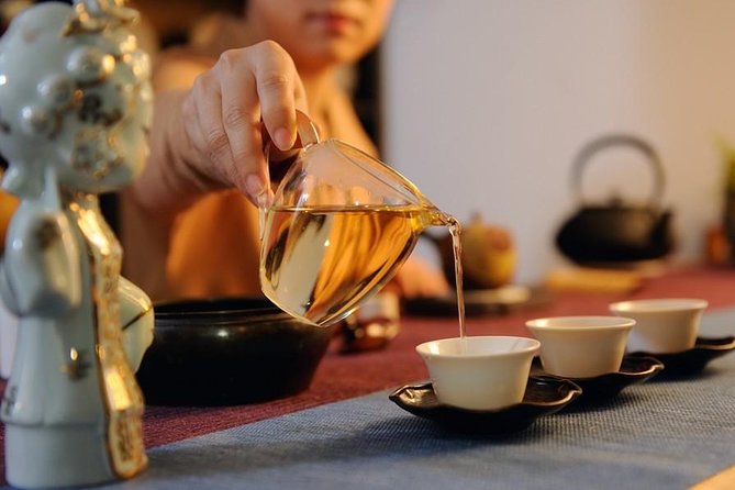 3-Hour Private Hutong Walking Tour with Drum Show at Drum Tower and Tea Tasting - Private guide perks: pace, explanations, and reliability