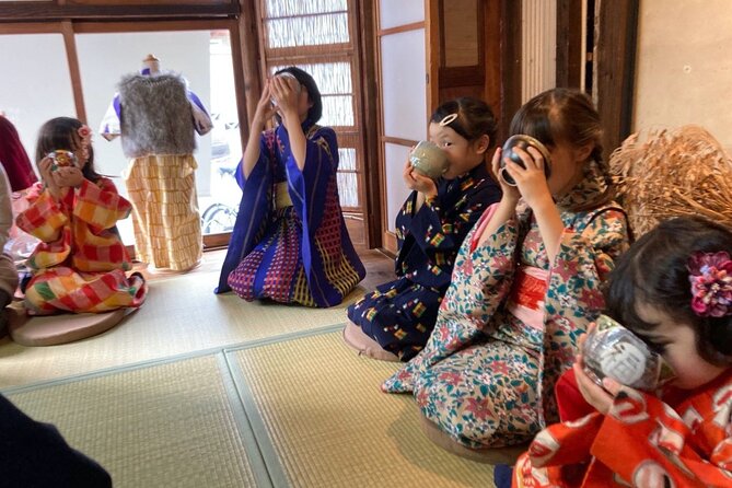 A Unique Antique Kimono and Tea ceremony Experience in English - Who should book this Kyoto experience (and who might not love it)