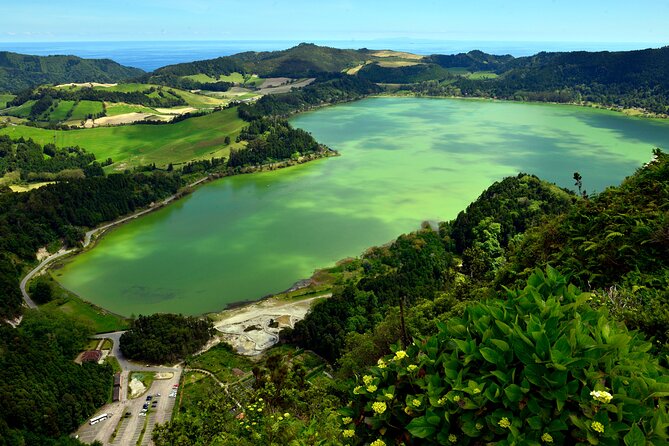 Adventure in the Furnas, with volcanoes, lagoons and tea plantations - Caldeira das Furnas: Hot Springs and the Geothermal Food Experience
