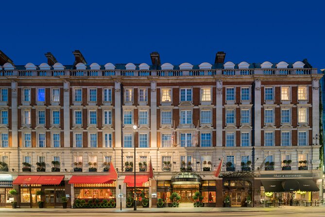 Afternoon Tea at The Rubens at the Palace, Buckingham Palace - Dress code: smart-casual is the line you can’t cross