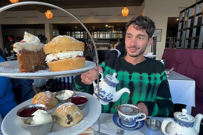 Afternoon Tea with Castle Views in Edinburgh - Views of Edinburgh Castle You Won’t Get From a Quick Photo Stop