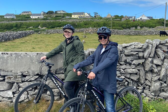 Aran Islands Bike Tour with Tea & Scones - Day Trip to Inisheer from Doolin - Comfort and safety notes: what to watch on ferry and bikes