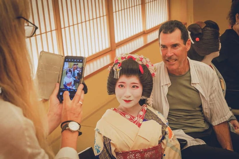 Asakusa: Geisha Performance and Tea House Experience - Matcha, Seasonal Sweets, and That One Drink Requirement