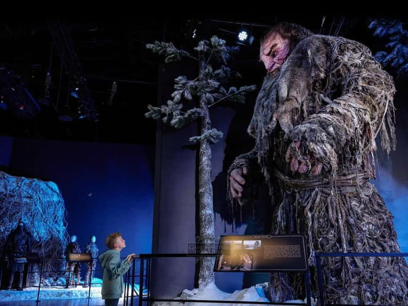 Banbridge: Game of Thrones Studio Entry & Tea with Transfers - Touring Westeros Sets: Winterfell, Dragonstone, and King’s Landing