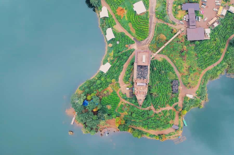 Bandung: Volcano Crater, Onsen Hot Springs, Mud Bath & Tea - Rancabali Lakeside Break: A Scenic Reset for Your Legs