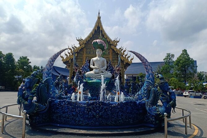 Best Places in Chiang Rai White, Blue, Big Buddha, Tea Plantation - Chiang Rai in One Day: Why This Route Works
