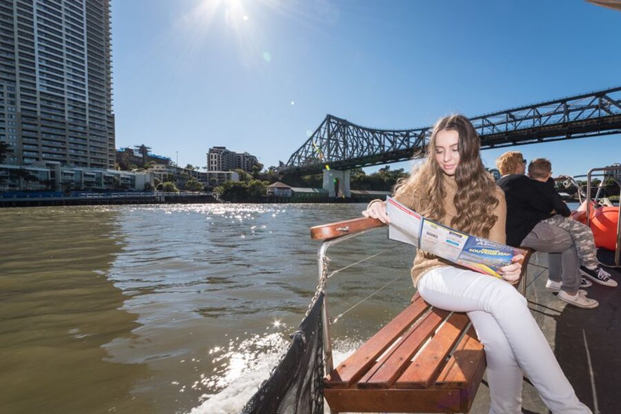 Brisbane: Morning Sightseeing Cruise: 10:30am-12pm (90min) - The Brisbane River Route: Kangaroo Point Cliffs to the Story Bridge