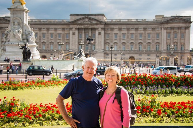 Buckingham Palace & Afternoon Tea Sightseeing Tour with PG Tips - The 2:00 PM start at Evan Evans: where you meet and what to bring