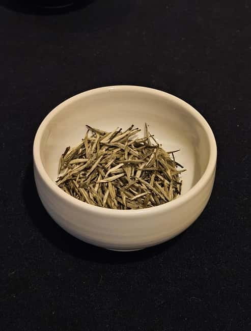 Busan: Join a Tea Ceremony & Create a Calligraphy Memento - Practical Tips for a Smooth, Relaxing Session