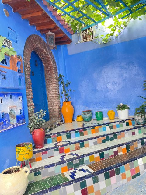 Chefchaouen: Hidden Gems Guided Tour with Mint Tea - Price and logistics: what $26 actually buys you