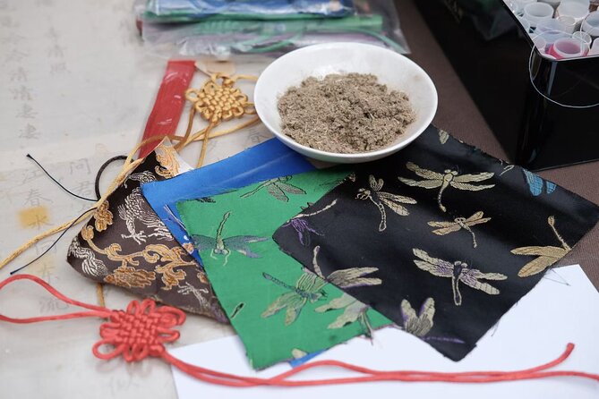 Chengdu-Create your OWN Cultural souvenir-With TEA and Snacks - Who This Workshop Suits Best