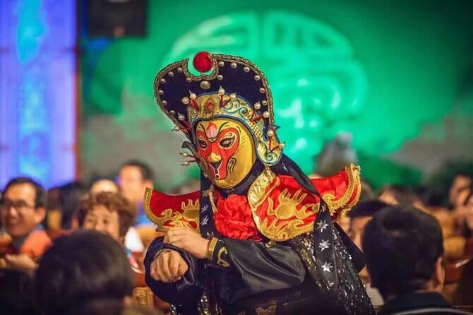 Chengdu Signature Opera Face Changing and Tea - Tea with the show: covered-bowl tea fits the Chengdu pace