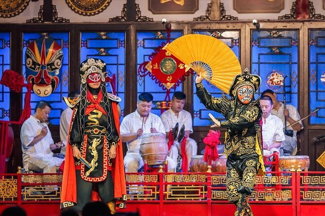 Chengdu Signature Opera Face Changing and Tea - VIP add-ons: massage, ear cleaning, bookmark, and costume dressing