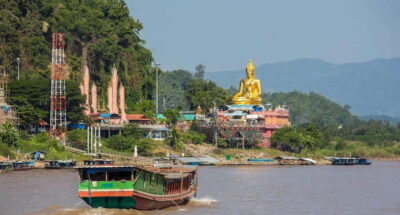 Chiang Rai: 7 Major Sites, Golden Triangle & Tea Plantation - White Temple, Blue Temple, Black House: art that teaches you how to look