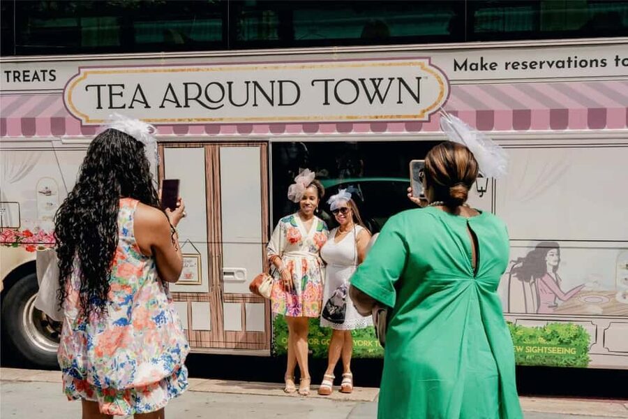 Chicago: Tea Around Town With Curated Teas & Iconic Sights - Logistics that can make or break your experience