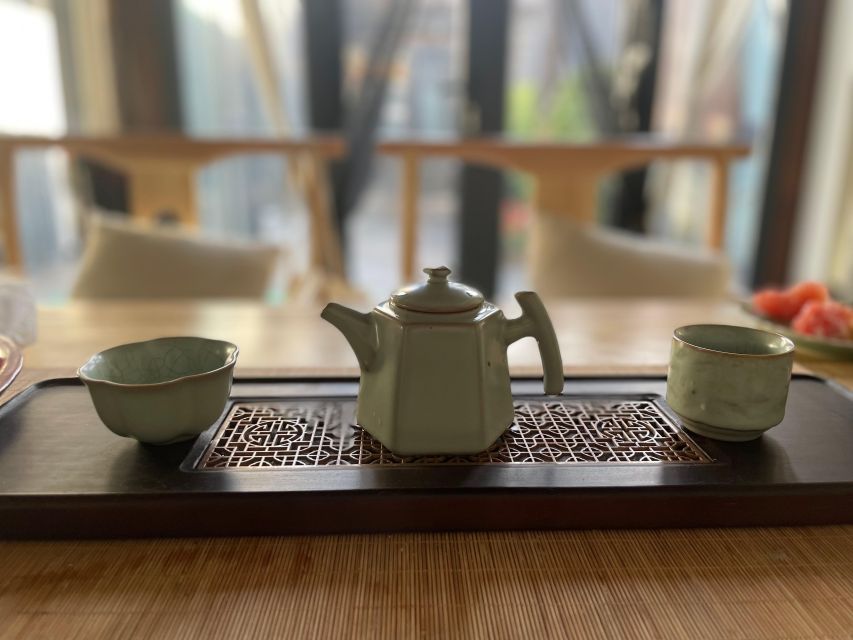 Chinese Tea ceremony in Beijing Hutong courtyard - Quick Why This Works in Beijing (Hutong tea, not tourist theater)