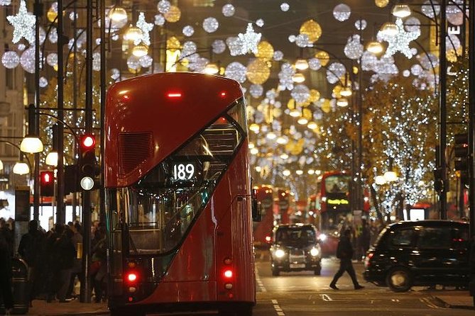 Christmas Lights Afternoon Tea Bus Tour - Tea at Westminster Abbey Area: When Christmas Feels Like a Landmark Moment