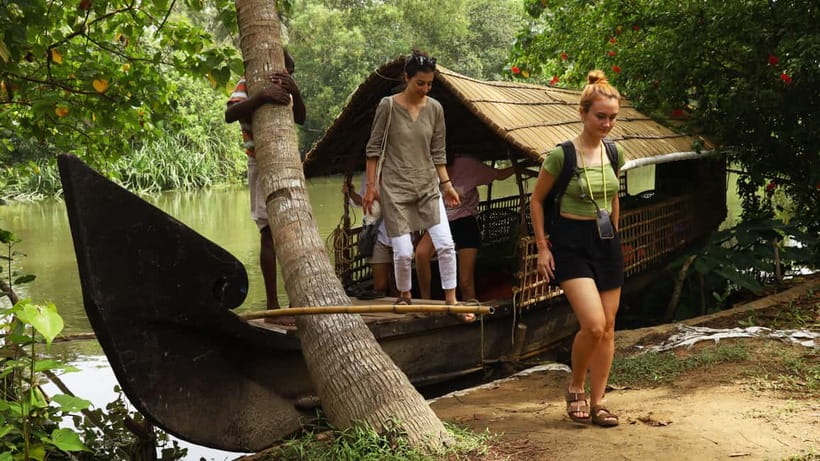 Cochin: Full-day Backwater Tour with Lunch and Evening Tea - Motor-Free Canals: Why the Boat Ride Feels So Peaceful