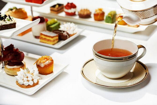 Dubai Afternoon High Tea in the Iconic Burj Al Arab with Transfer - The dress code: the easiest way to avoid awkward delays