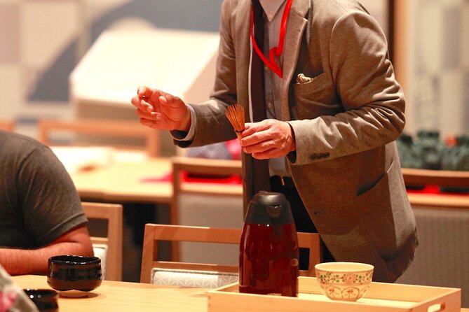 EDOCCO Tea House–A Quick Dive into Japanese Traditional Culture - Shodo Calligraphy + Origami: Two Keepsakes That Make It Worth the Hour