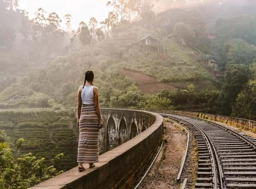 Ella: 9 Arches Bridge, Little Adam's Peak, Tea Factory, Food - Ella In One Half-Day: Peak, Bridge, Tea
