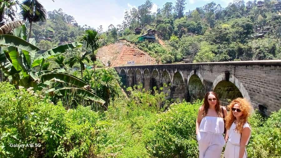 ELLA Lipton Seat Tea Test & Pluck 9 Arch, Waterfalls, by TUK - Ravana Falls: A 25-Meter Legend With a Cooling Stop