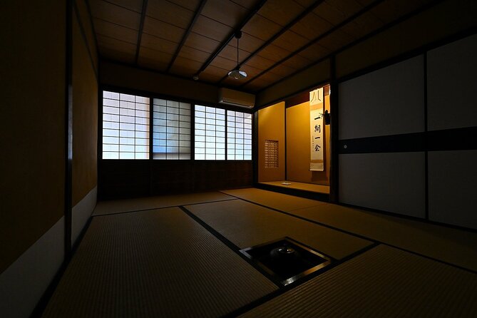 Experience a tea ceremony in an authentic tearoom, in Kyoto! - What happens in your 45 minutes: the ceremony, step by step