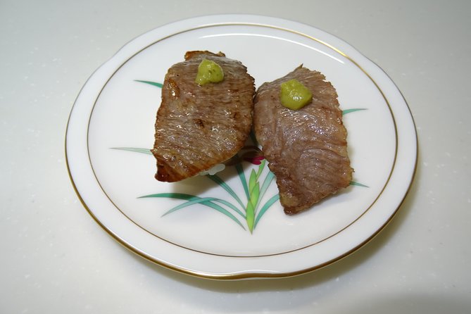 Experience all of Japanese culture and Japanese food experience classes "origami, udon, Japanese food, green tea, calligraphy" in 4 hours - Udon Noodles From Materials to Completion (Yes, You Step on the Dough)