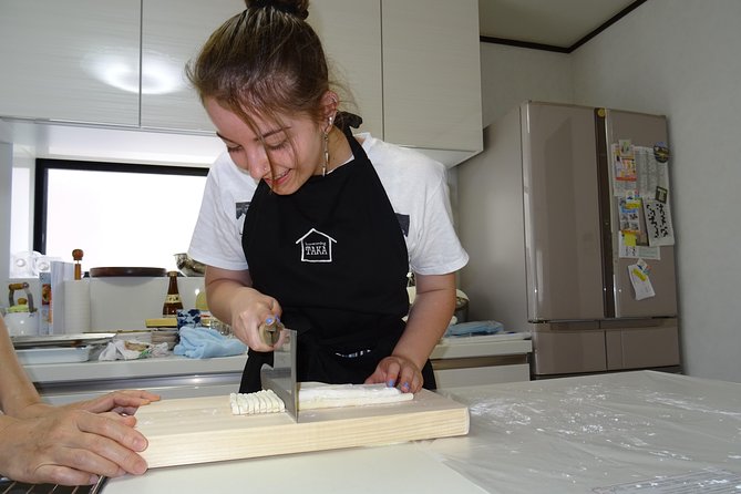 Experience all of Japanese culture and Japanese food experience classes "origami, udon, Japanese food, green tea, calligraphy" in 4 hours - Vegans and Vegetarians: How You Can Still Enjoy the Whole Menu