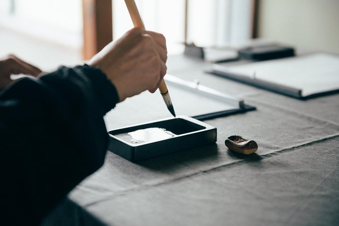 Experience Japanese calligraphy & tea ceremony at a traditional house in Nagoya - Sengoku period history briefing: the 15-minute context that makes it click