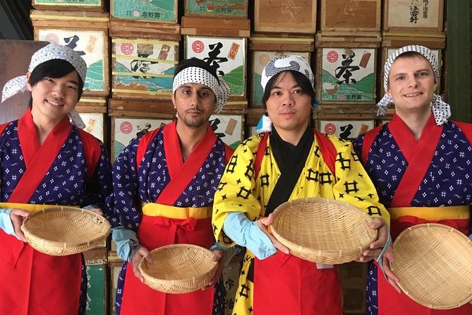 Experience Seasonal Green Tea Picking in Sayama and Nostalgic Walk in Kawagoe! - Kawagoe Ichibangai Shopping Street: The Day Turns Into a Walk