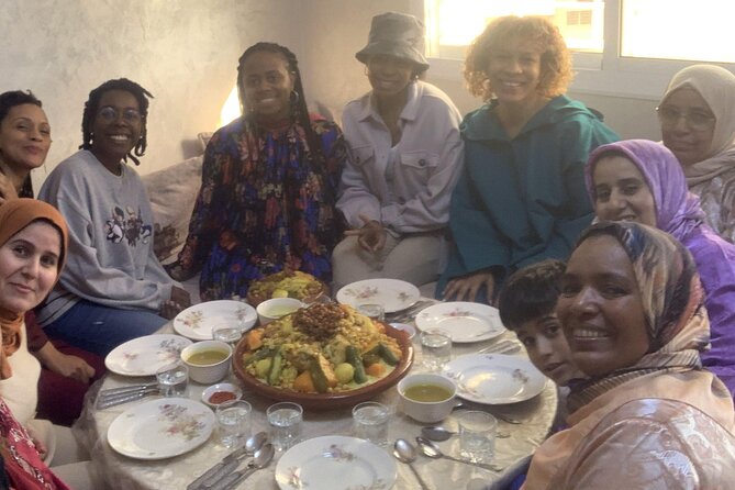 Family Dinner in Fes with Tea and Fun Stories - Ramadan timing: how an Iftar-style evening can change the feel