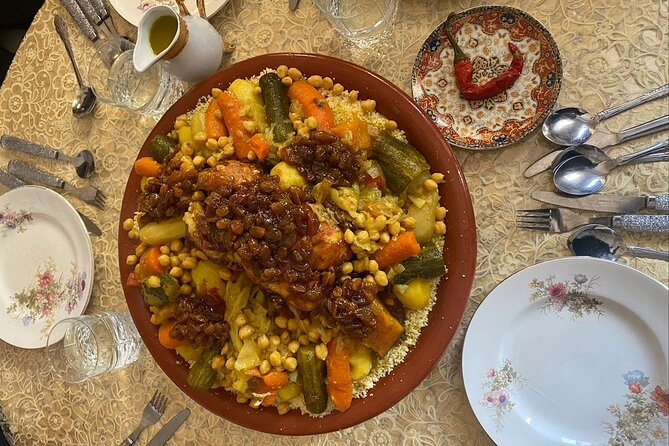 Family Dinner in Fes with Tea and Fun Stories - Pickup and timing: what to plan so the evening feels smooth
