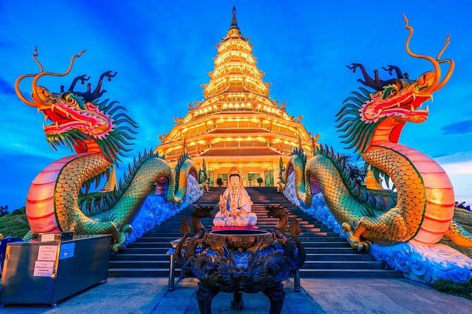From Chiang Rai: 3 Temples, Golden Triangle Tour, Tea Plantation - Chui Fong Tea Plantation: A Calm Hour to Reset
