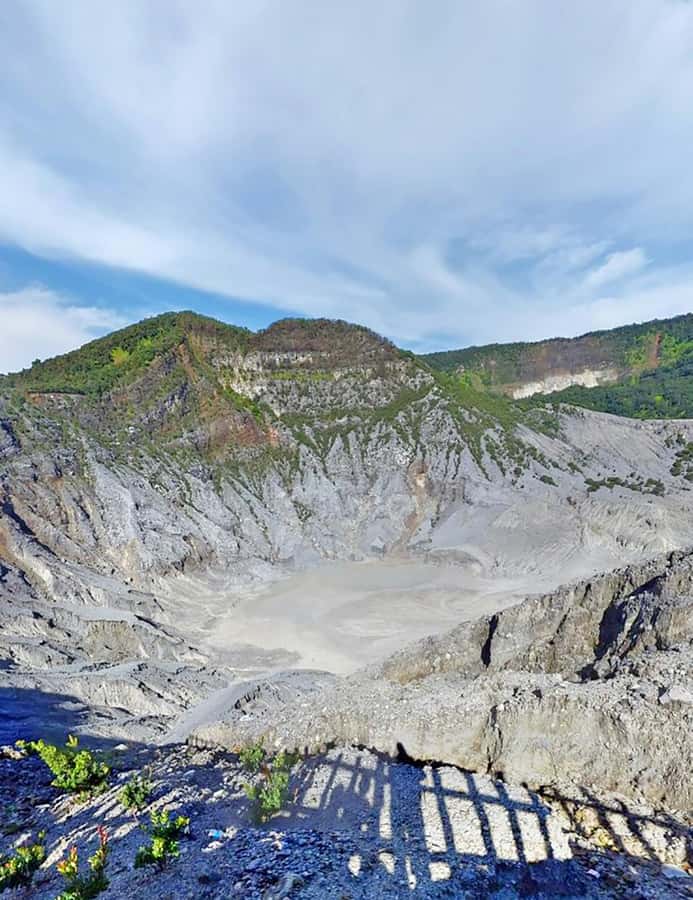 From Jakarta : Volcano, Tea & Rice Fields, Hot Spring - Rice fields and the village rhythm between towns