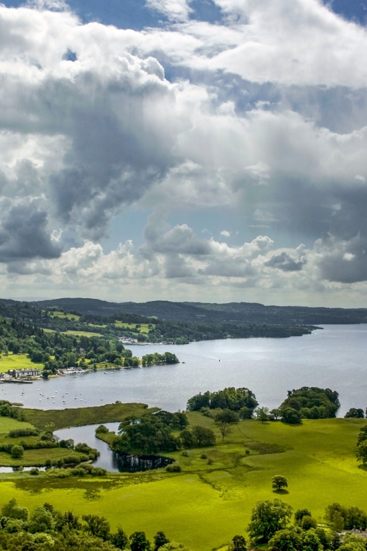 From London: Lake District Tour with Cream Tea & Cruise - Oxenholme pickup and your local guide: why the commentary matters here