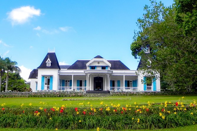 Full Day Guided Tea Route Mauritius: Including Lunch - Lunch on the route: a 3-course meal that keeps the day comfortable