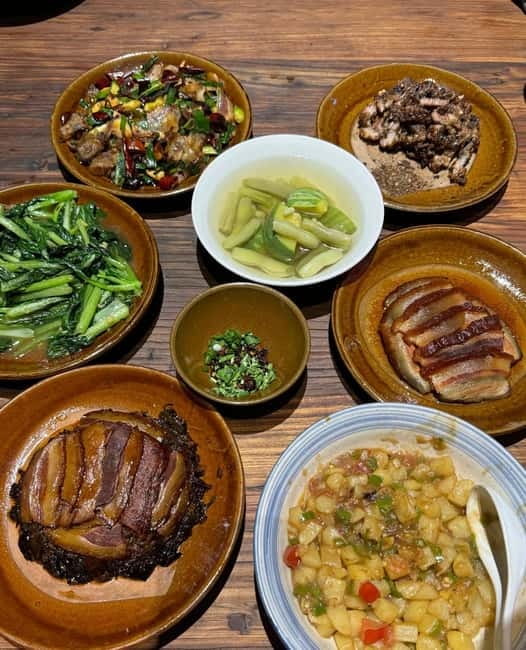Guilin Longji: Rice Terrace with Oil-Tea Demo & Zhuang Lunch - Oil-Tea Workshop at Ping’an: Roast, Grind, Mix, Taste