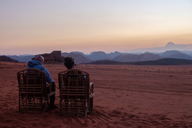 Half day Jeep Tour in Wadi Rum incl. water and Bedouin tea - The driver and Bedouin guide factor: why it changes the trip