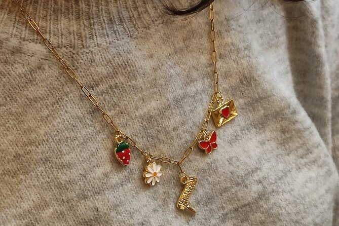 Handmade Charm Jewelry Workshop in Galata with Turkish Tea - Turkish tea and artisan teaching: the real value behind the materials