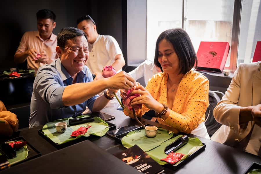 Ho Chi Minh City: Vietnamese Lotus Tea Culture Experience - Meeting at 19 Hai Trieu Street Near Bitexco Tower