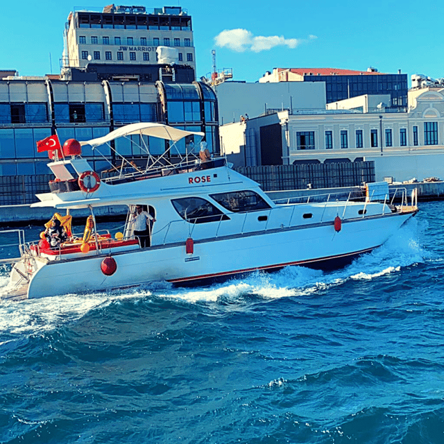 İstanbul: Bosphorus Private Yacht Cruise with Tea and Coffee - A Photo-Friendly Yacht Ride: How to Get Great Shots Without Stress