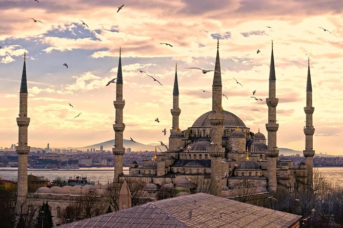 Istanbul Highlights: Guided Tour with Turkish Tea or Coffee - Key highlights worth planning around