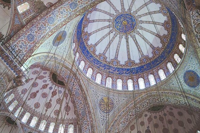 Istanbul Highlights: Guided Tour with Turkish Tea or Coffee - Grand Bazaar Jewelers: Shopping With Help, Not Guesswork