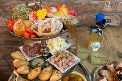 Italian Afternoon Tea Experience in Manchester - Finding Sicilian NQ Cakes and Patisserie, then settling in