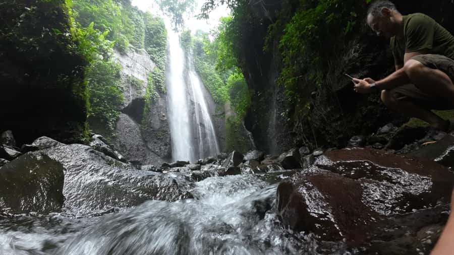 Jakarta: Waterfalls, Volcano, White Crater, Tea, Hot Spring - Key highlights you’ll remember