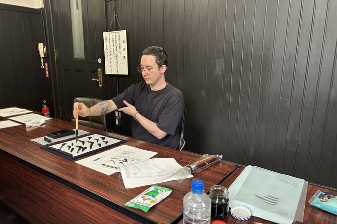 Japanese Calligraphy Class in Yokohama with Tea and Sweets - Meet Mami: The Part That Turns Confusing Strokes Into Steps You Can Copy