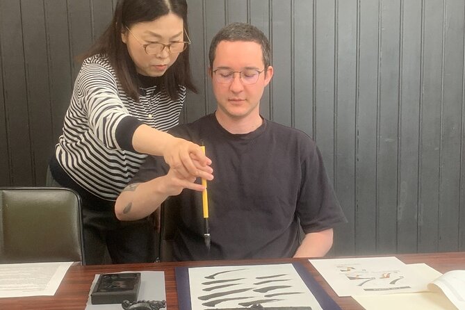 Japanese Calligraphy Class in Yokohama with Tea and Sweets - The Brushwork Lesson: What You’re Learning Under the Quiet Surface