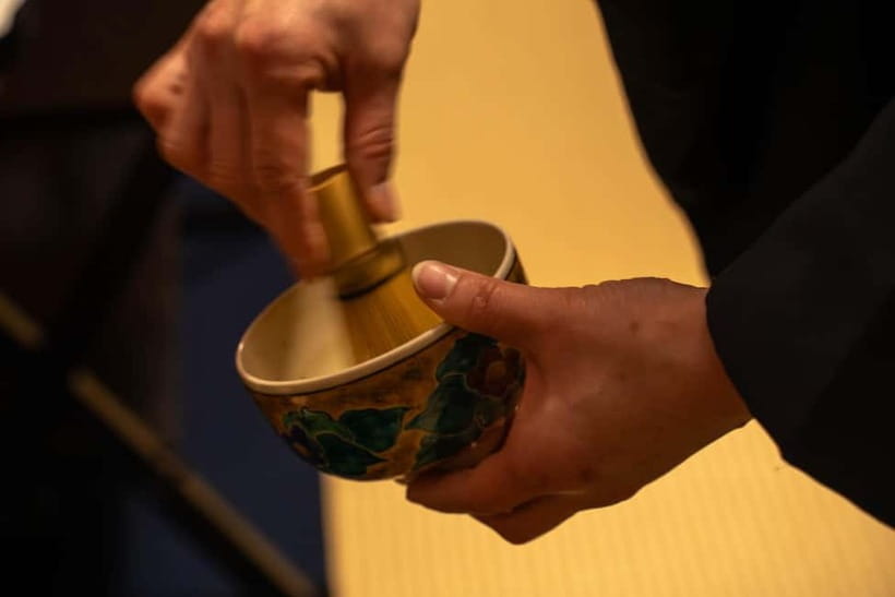 Kanazawa: Kenrokuen Tea Ceremony Experience - Watching the Ceremony: The Part That Feels Like a Slow Motion Masterclass